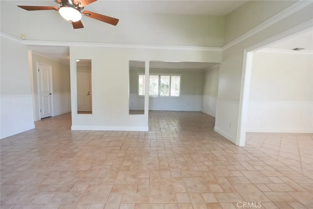 10222 Cherry Croft Dr. Yucaipa, CA 92399