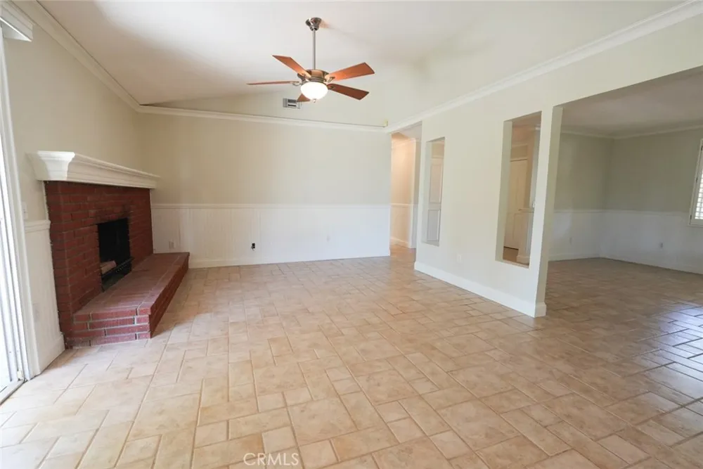 10222 Cherry Croft Dr. Yucaipa, CA 92399