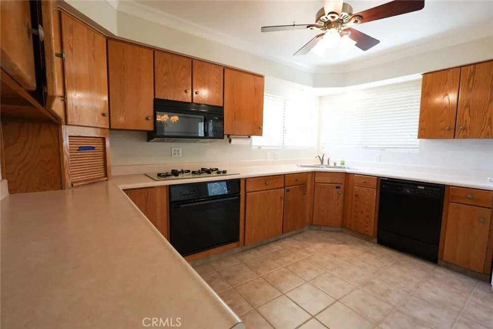 10222 Cherry Croft Dr. Yucaipa, CA 92399