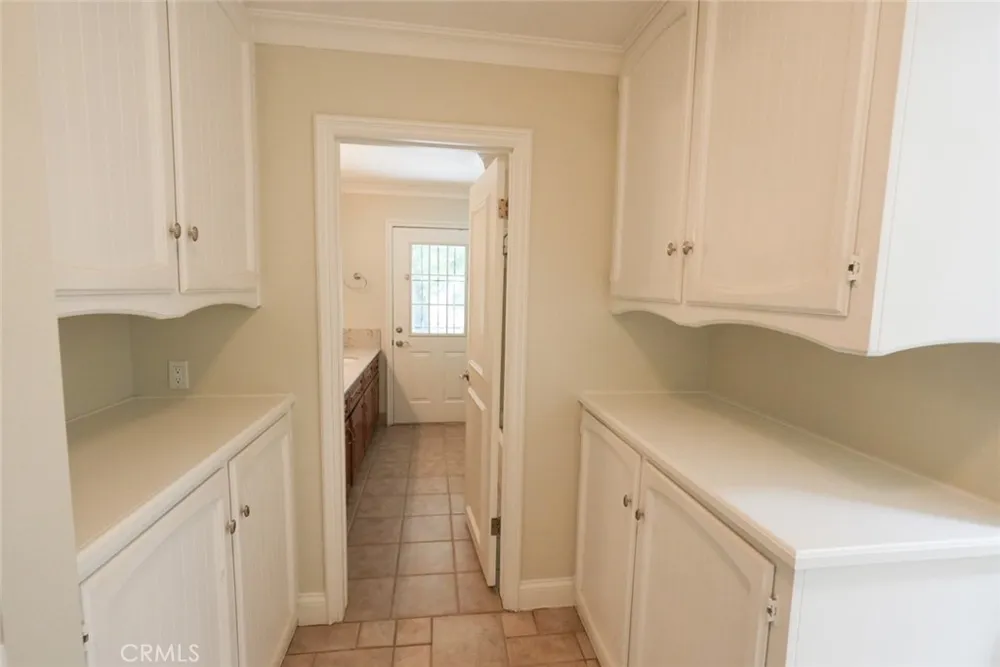 10222 Cherry Croft Dr. Yucaipa, CA 92399
