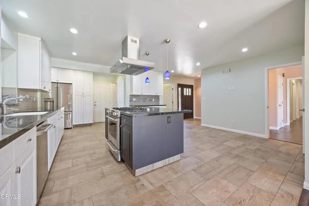6823 Northford Drive Tujunga, CA 91042
