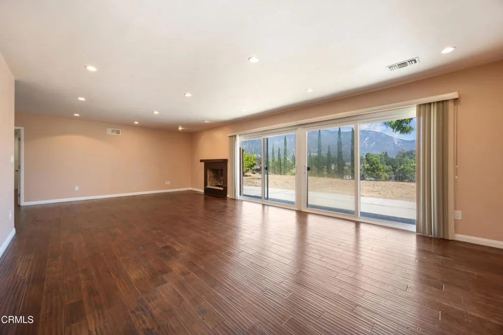 6823 Northford Drive Tujunga, CA 91042