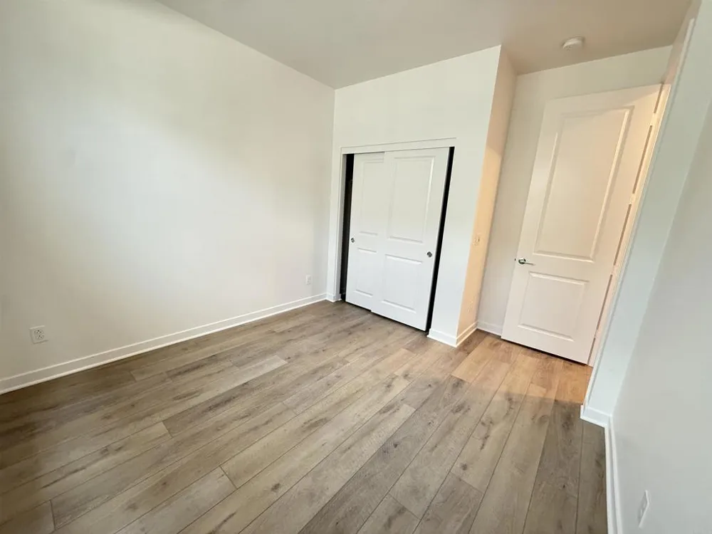 10472 San Diego Mission Rd Road #13 San Diego, CA 92108