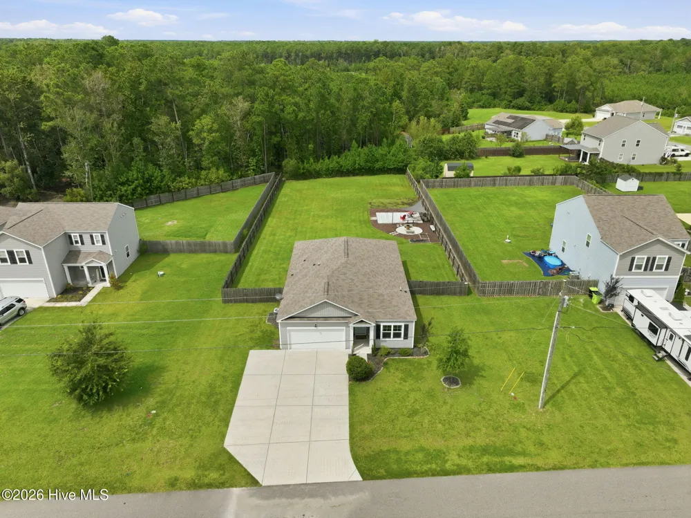 804 Lenox Drive Holly Ridge, NC 28445