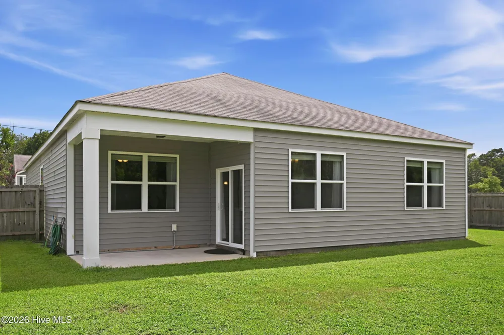804 Lenox Drive Holly Ridge, NC 28445