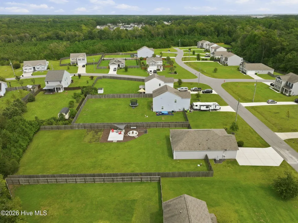 804 Lenox Drive Holly Ridge, NC 28445