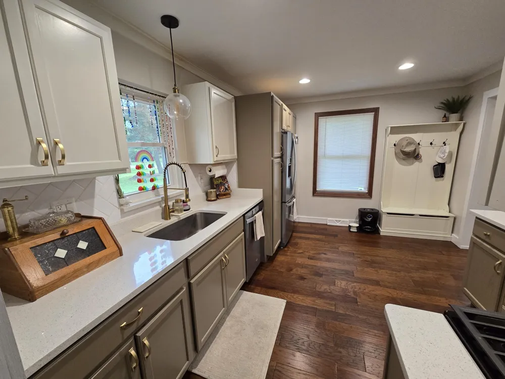 7685 Metz Drive Shelby, MI 48316