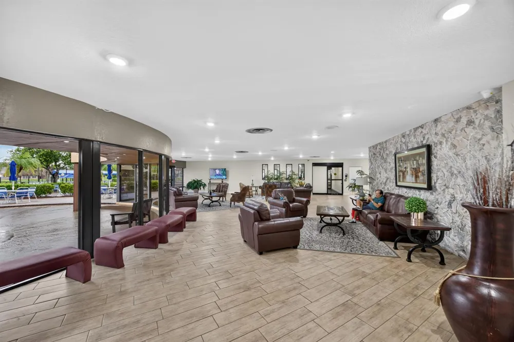 9881 Sunrise Lakes Boulevard #308 Sunrise, FL 33322