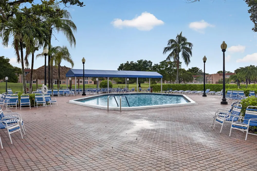 9881 Sunrise Lakes Boulevard #308 Sunrise, FL 33322