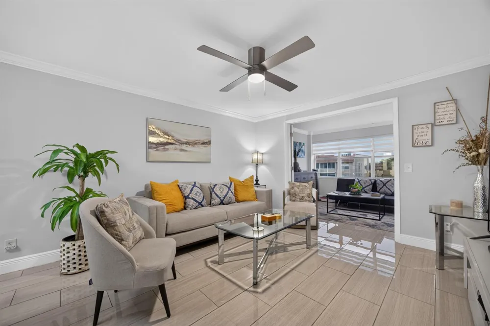 9881 Sunrise Lakes Boulevard #308 Sunrise, FL 33322
