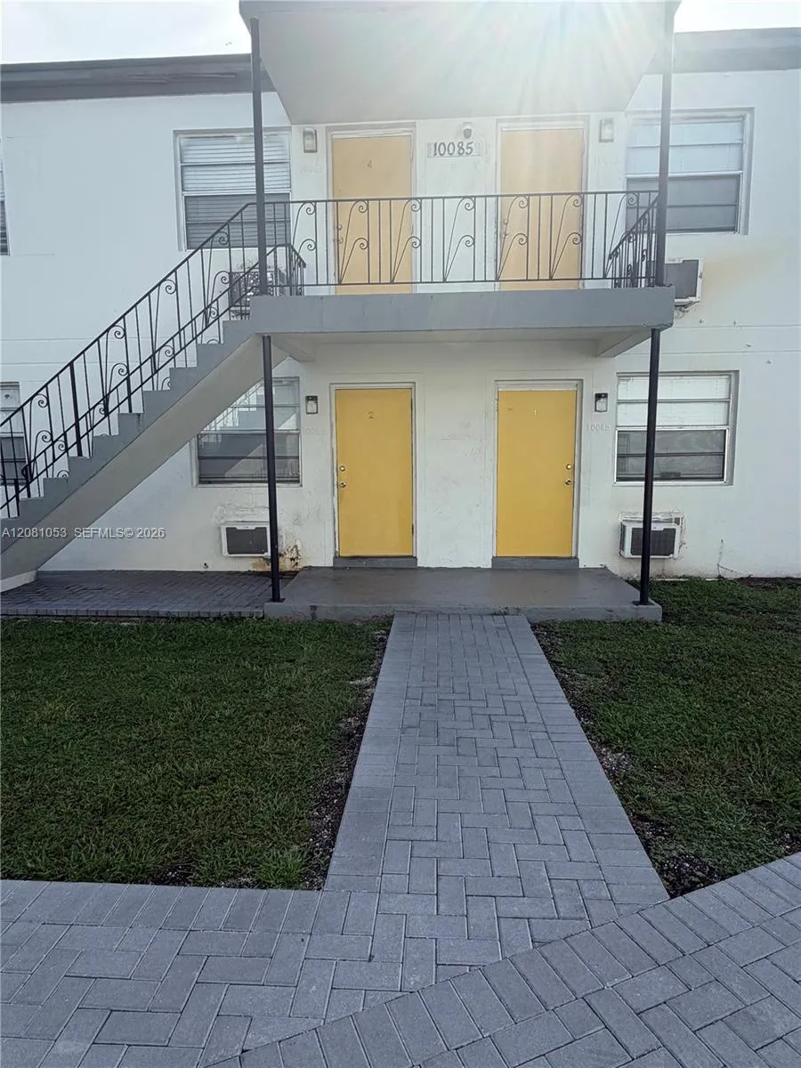10085 NW 7 Ct #2-B Miami, FL 33150