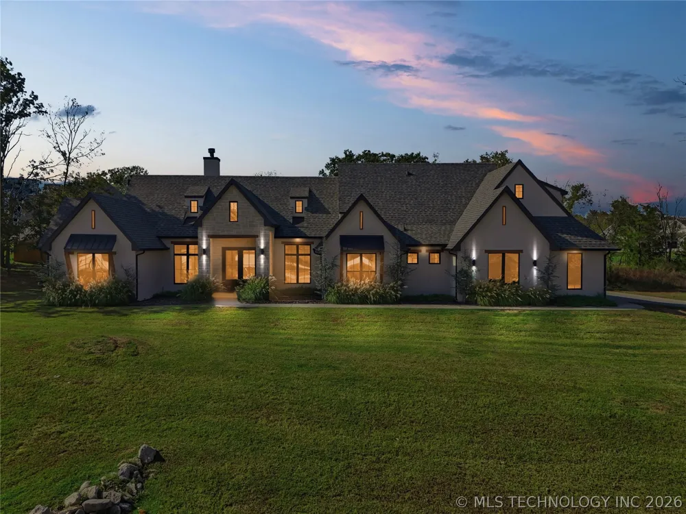 2714 Falls Bend Drive Sapulpa, OK 74066