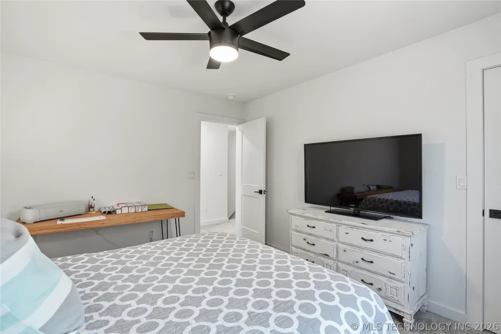 2714 Falls Bend Drive Sapulpa, OK 74066