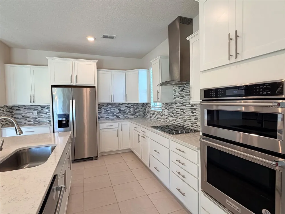 19259 BRIARBROOK DRIVE Tampa, FL 33647