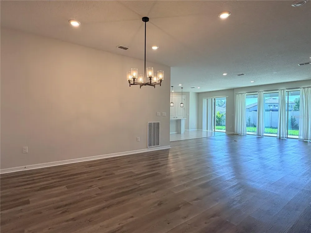 19259 BRIARBROOK DRIVE Tampa, FL 33647