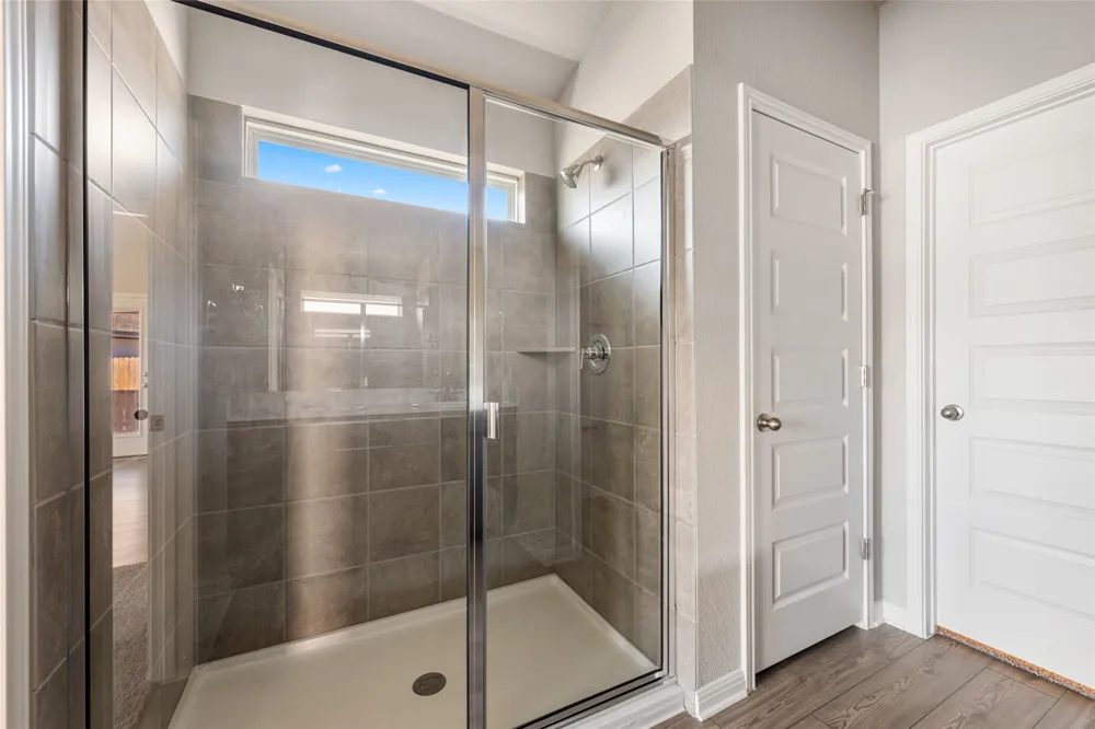 136 Short Toed Swoop Cedar Creek, TX 78612