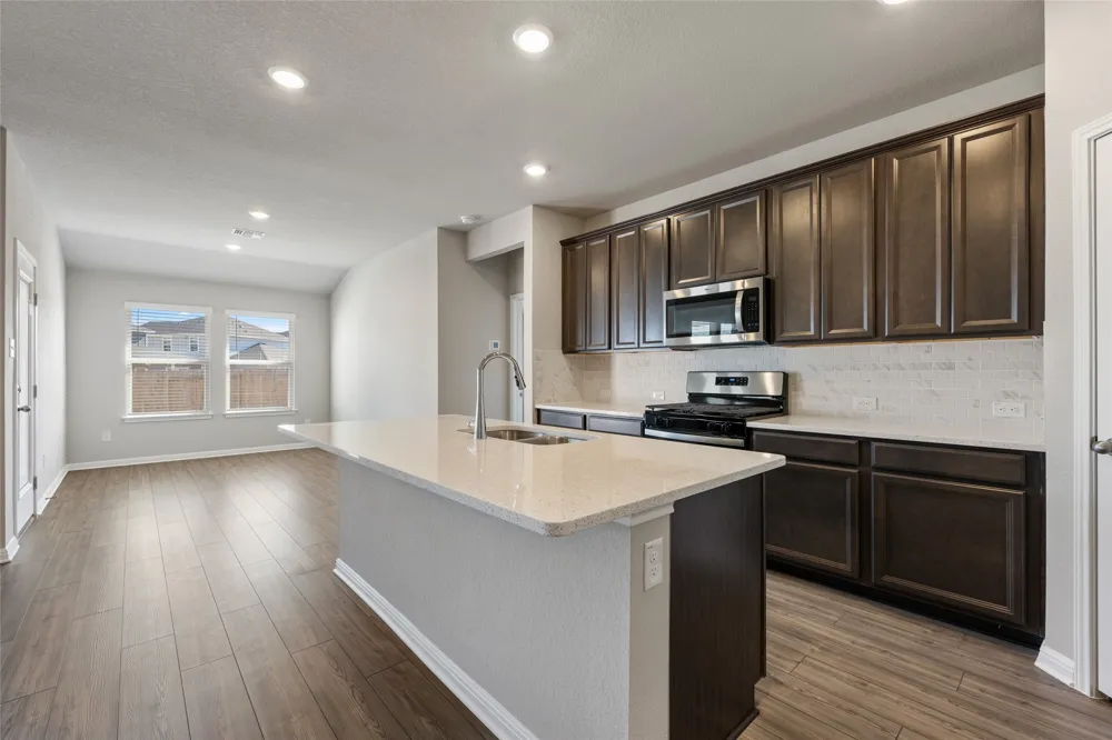 136 Short Toed Swoop Cedar Creek, TX 78612
