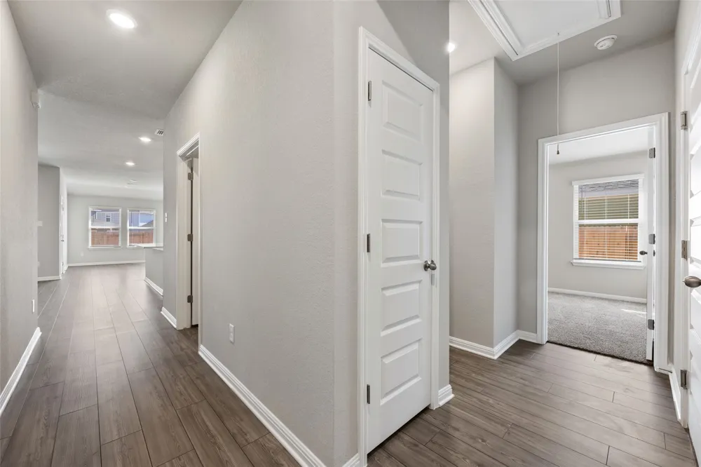 136 Short Toed Swoop Cedar Creek, TX 78612