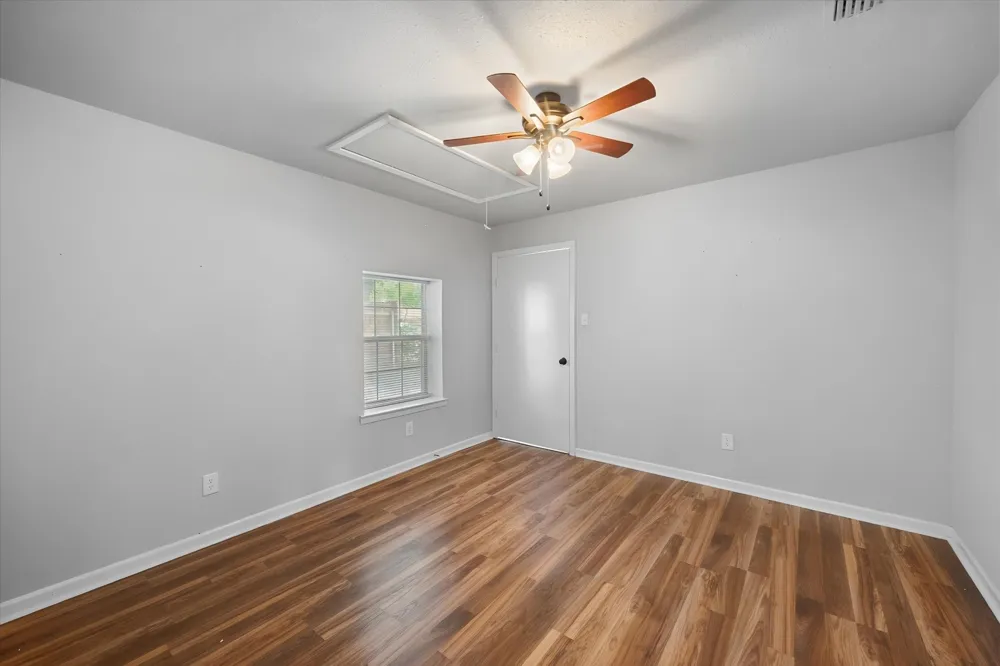 825 Southwood Fairfield, TX 75840