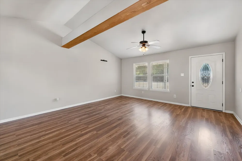 825 Southwood Fairfield, TX 75840