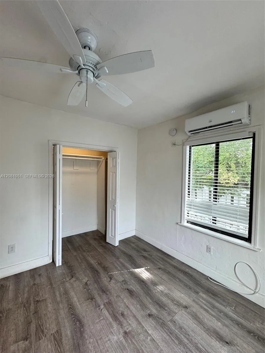570 NE 69th St #5 Miami, FL 33138