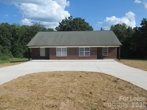 822 Horseshoe Lake Road
