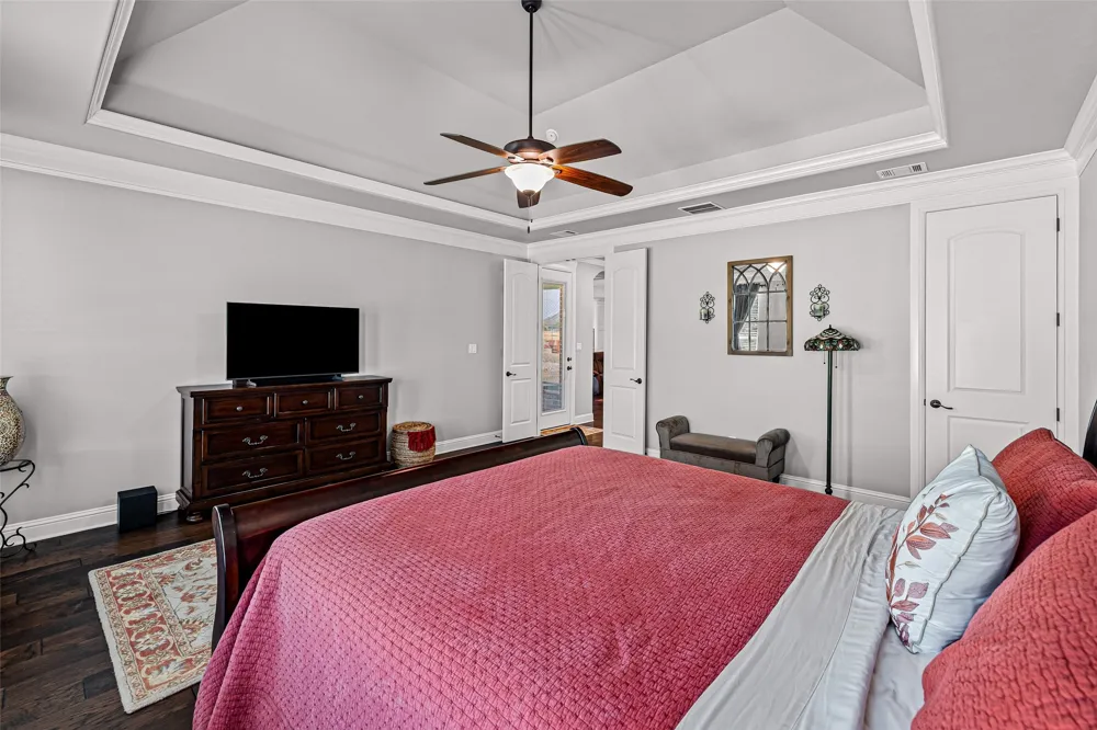 329 Kenyon Court Granbury, TX 76049