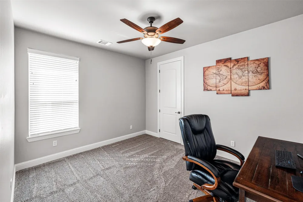 329 Kenyon Court Granbury, TX 76049