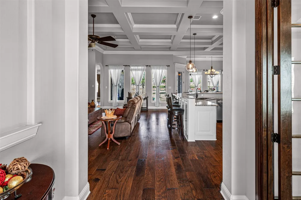 329 Kenyon Court Granbury, TX 76049