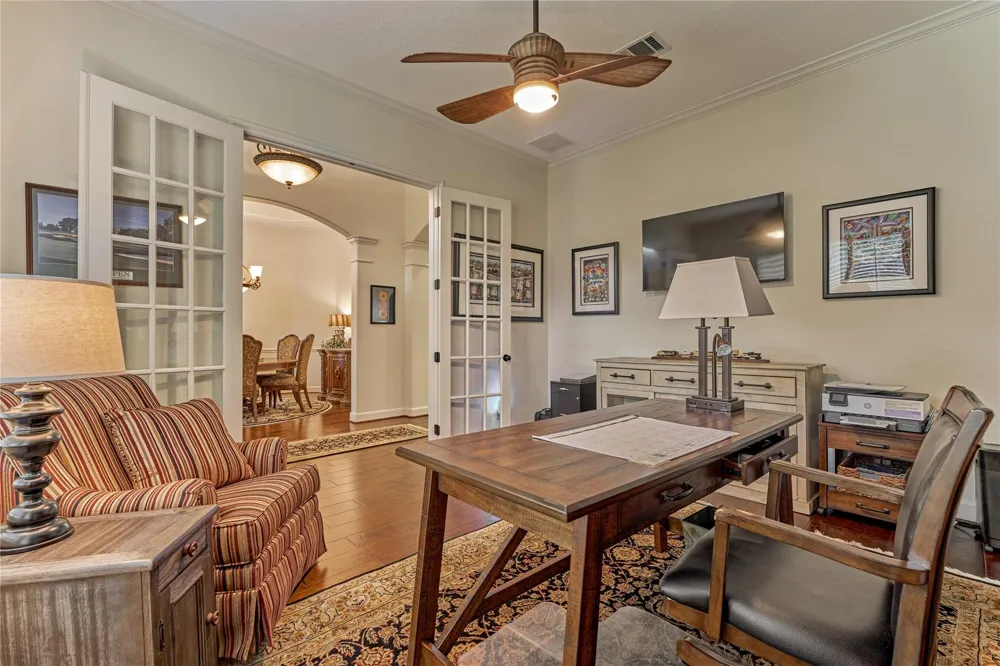 10 Westlyn Lane Montgomery, TX 77356