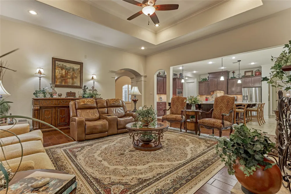 10 Westlyn Lane Montgomery, TX 77356