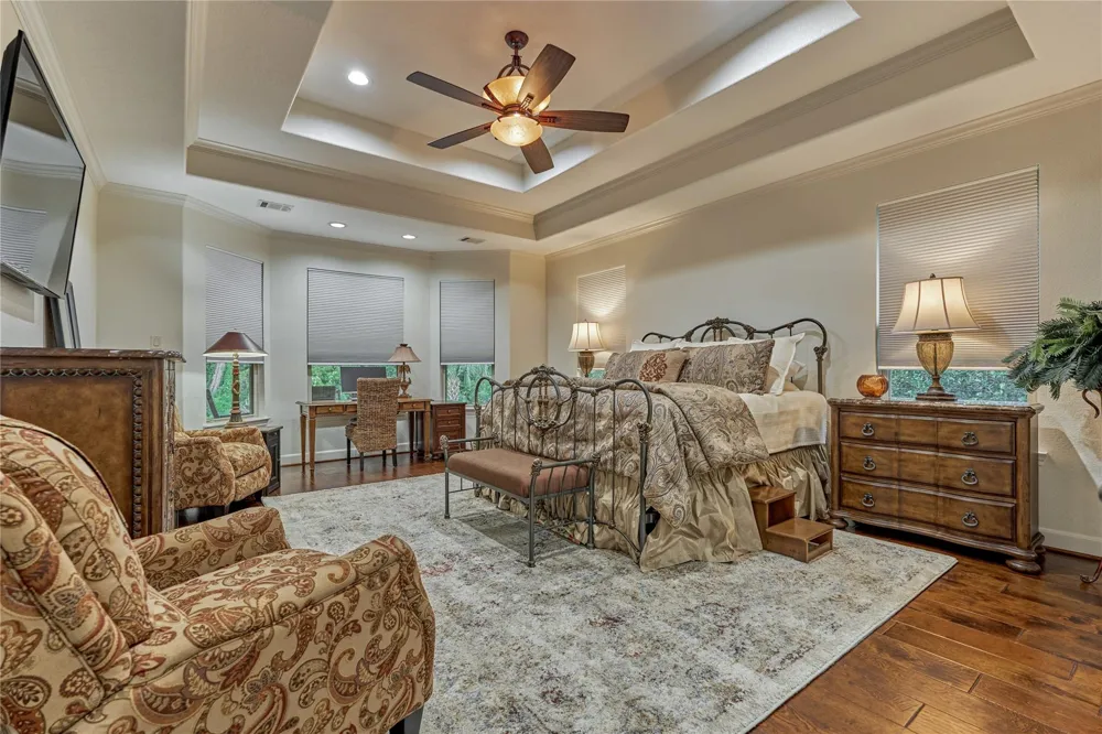 10 Westlyn Lane Montgomery, TX 77356