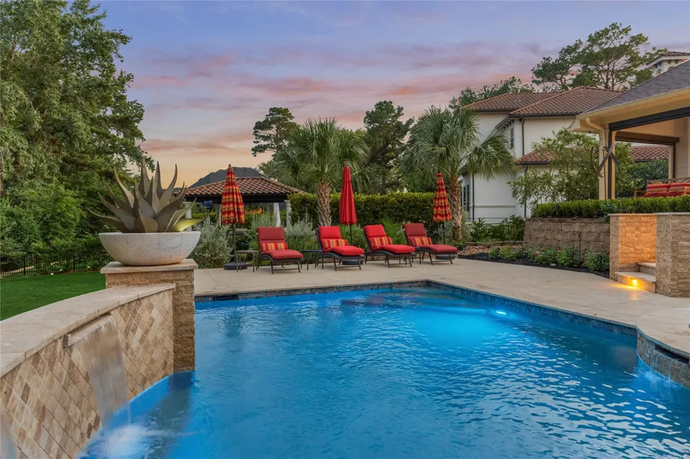 10 Westlyn Lane Montgomery, TX 77356