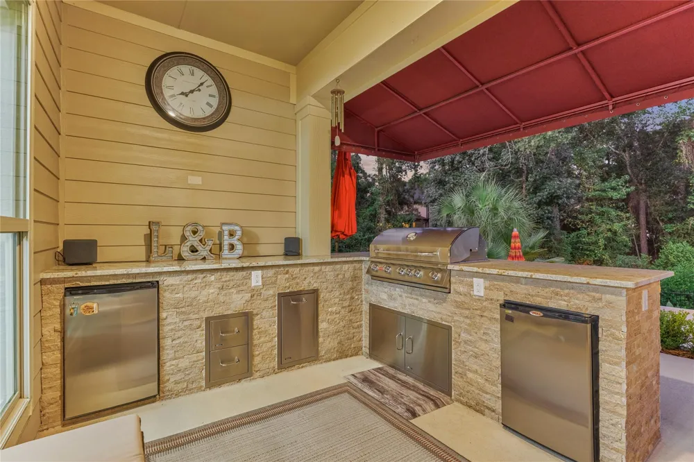 10 Westlyn Lane Montgomery, TX 77356