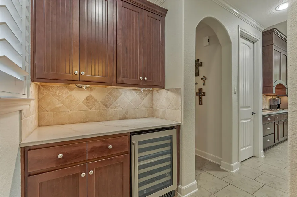 10 Westlyn Lane Montgomery, TX 77356