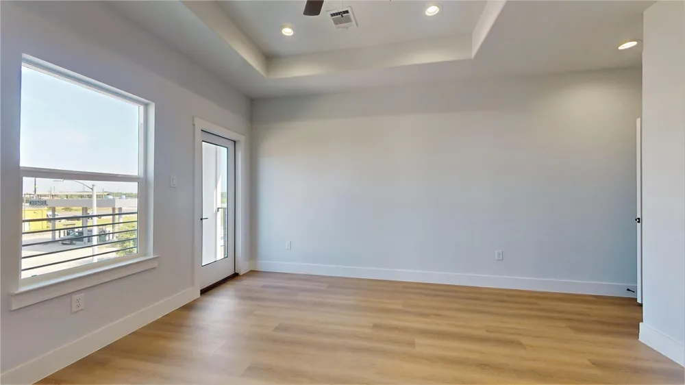 12234 Kirkgard Houston, TX 77045