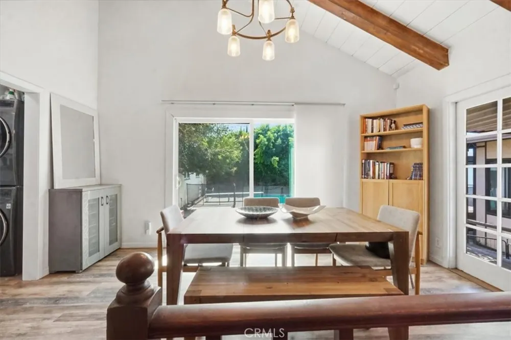 15808 Nordhoff Los Angeles, CA 91343