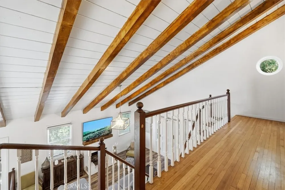 15808 Nordhoff Los Angeles, CA 91343