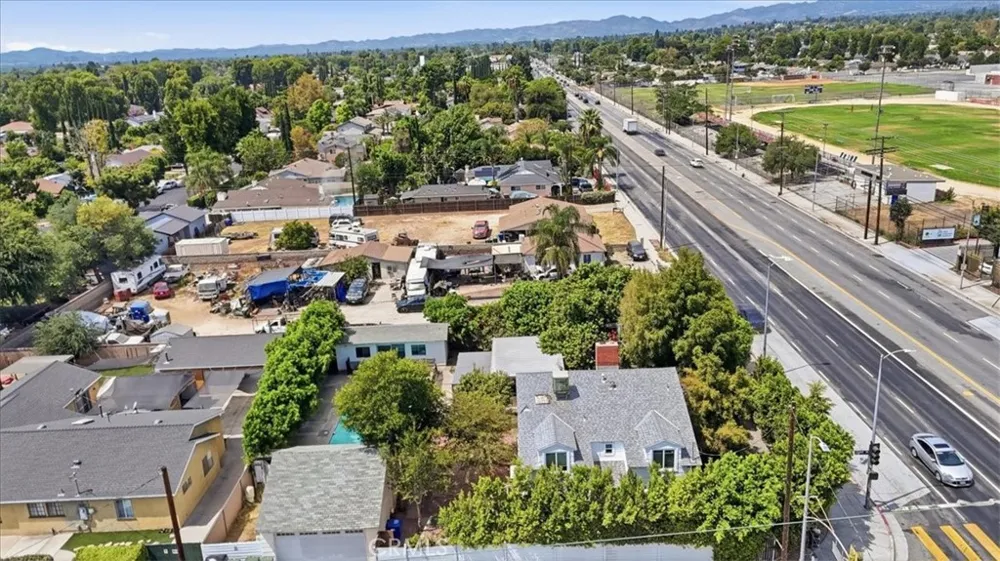 15808 Nordhoff Los Angeles, CA 91343