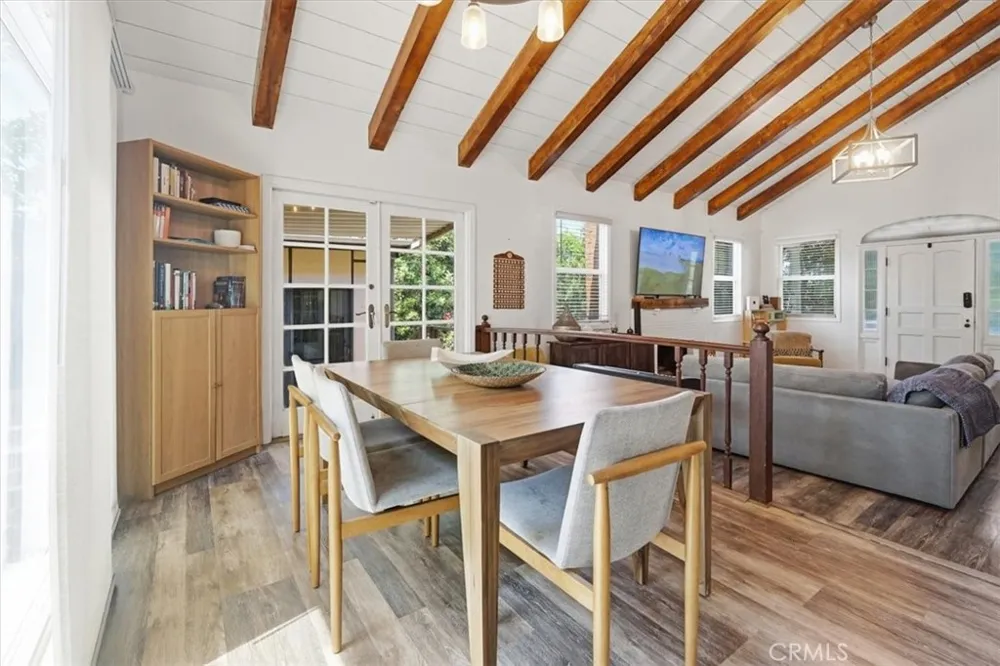 15808 Nordhoff Los Angeles, CA 91343