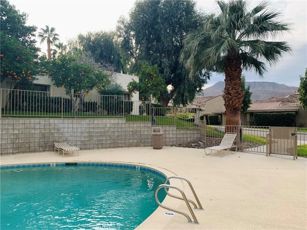 48840 Desert Flower Palm Desert, CA 92260