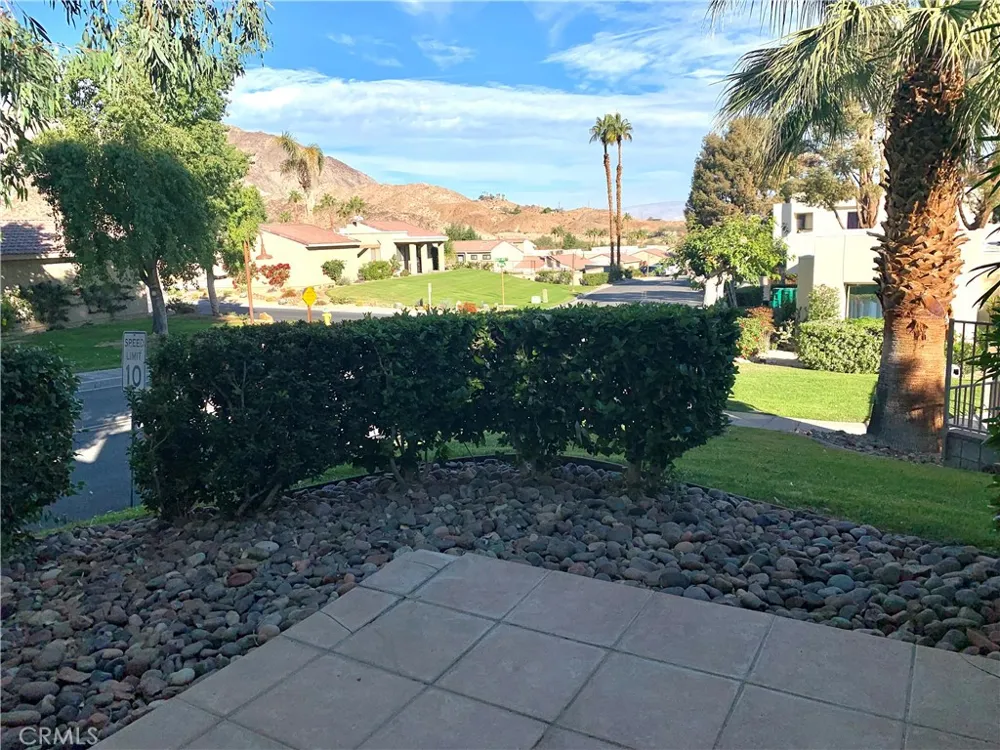 48840 Desert Flower Palm Desert, CA 92260