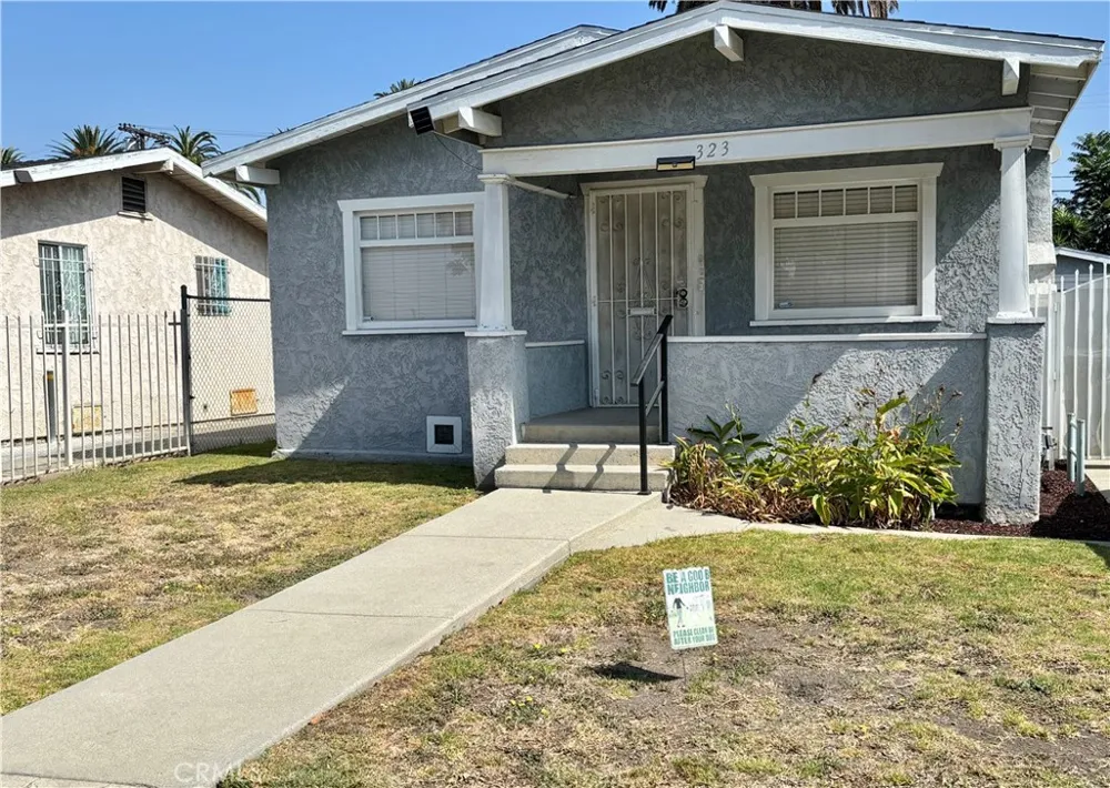 323 W 82nd Street Los Angeles, CA 90003