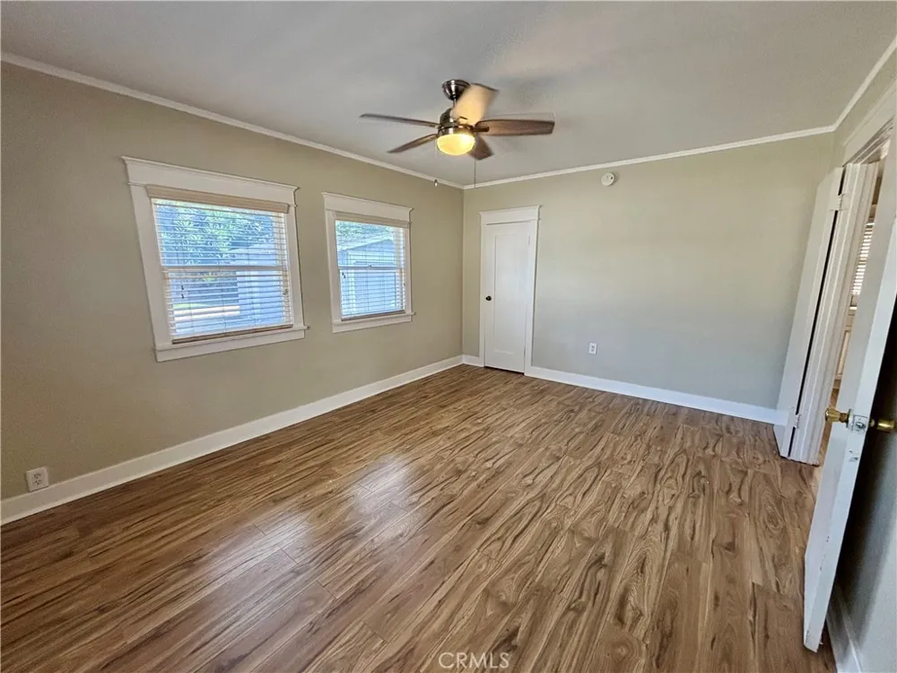 323 W 82nd Street Los Angeles, CA 90003