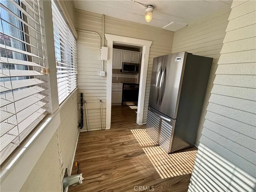 323 W 82nd Street Los Angeles, CA 90003