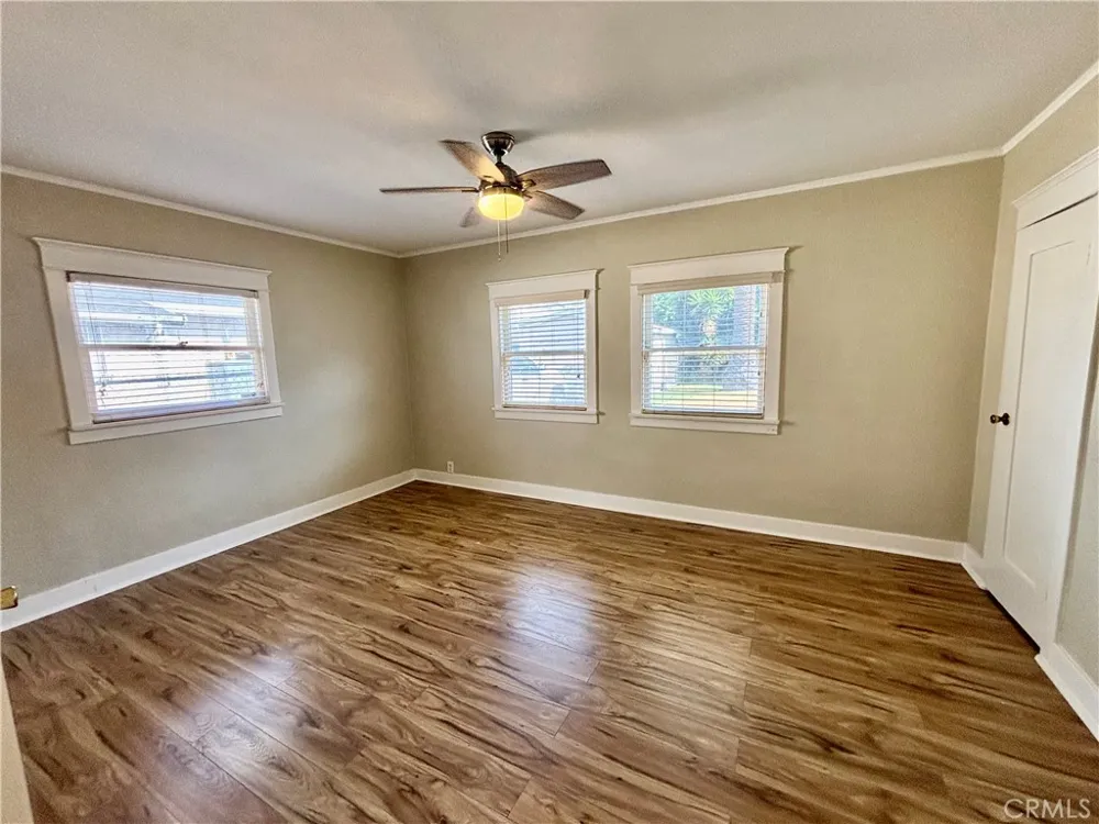 323 W 82nd Street Los Angeles, CA 90003