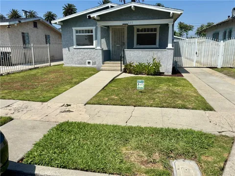 323 W 82nd Street