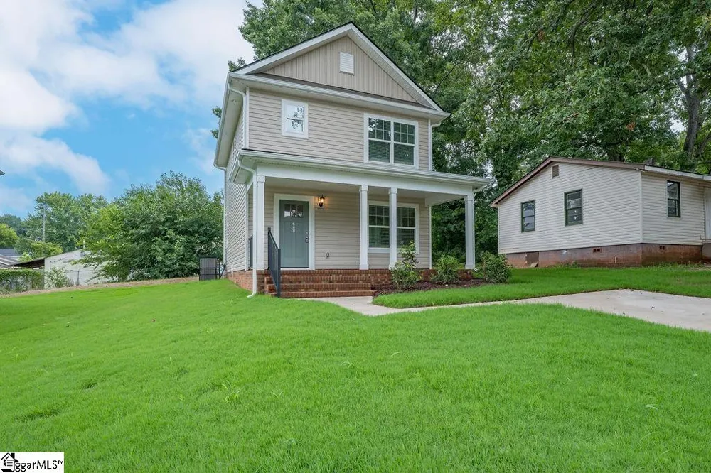668 Saxon Avenue Spartanburg, SC 29301