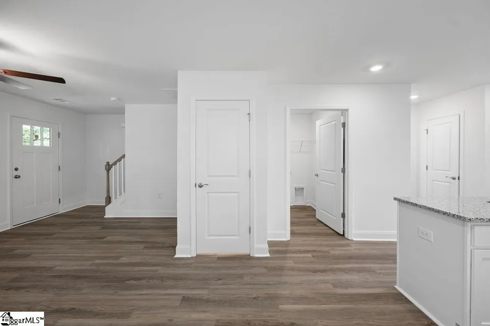 668 Saxon Avenue Spartanburg, SC 29301