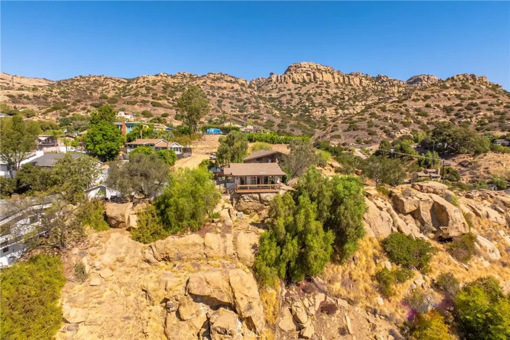 23520 EHLERS Chatsworth, CA 91311